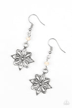 Load image into Gallery viewer, Cactus Blossom White Earring