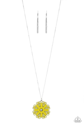 Spin Your PINWHEELS Yellow Necklace