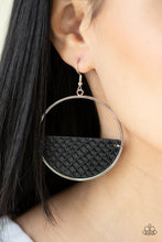 Load image into Gallery viewer, Animal Aesthetic Black Earring