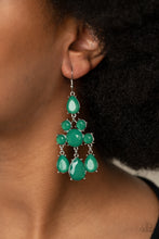 Load image into Gallery viewer, Afterglow Glamour Green Earring