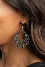 Load image into Gallery viewer, Garden Garnish Green Earring