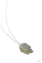 Load image into Gallery viewer, A Mid-AUTUMN Nights Dream Green Necklace