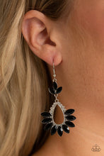 Load image into Gallery viewer, Extra Exquisite Black Earrings