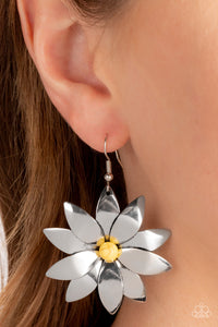 Pinwheel Prairies Yellow Earring