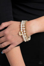 Load image into Gallery viewer, Pearly Professional Gold Bracelet