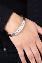 Load image into Gallery viewer, Starburst Shimmer Blue Bracelet