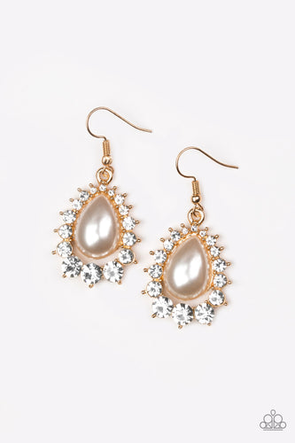 Regal Renewal Gold Earring