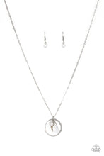 Load image into Gallery viewer, Coastal Couture Silver Necklace