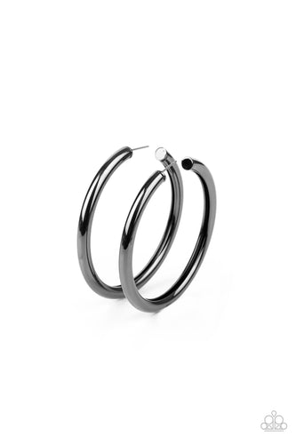 Curve Ball Black Earring