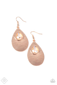 Tranquil Trove Gold Earring